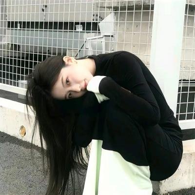 海边的白房子